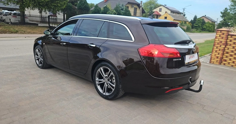 Opel Insignia cena 23900 przebieg: 212000, rok produkcji 2011 z Świeradów-Zdrój małe 232